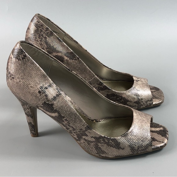 Apostrophe Desiree Women’s Peep Toe Pump Heels Size 8.5M - Picture 3 of 10